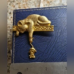 JJ Jonette Gold Cat Mouse Brooch Vintage Cat Mouse Brooch